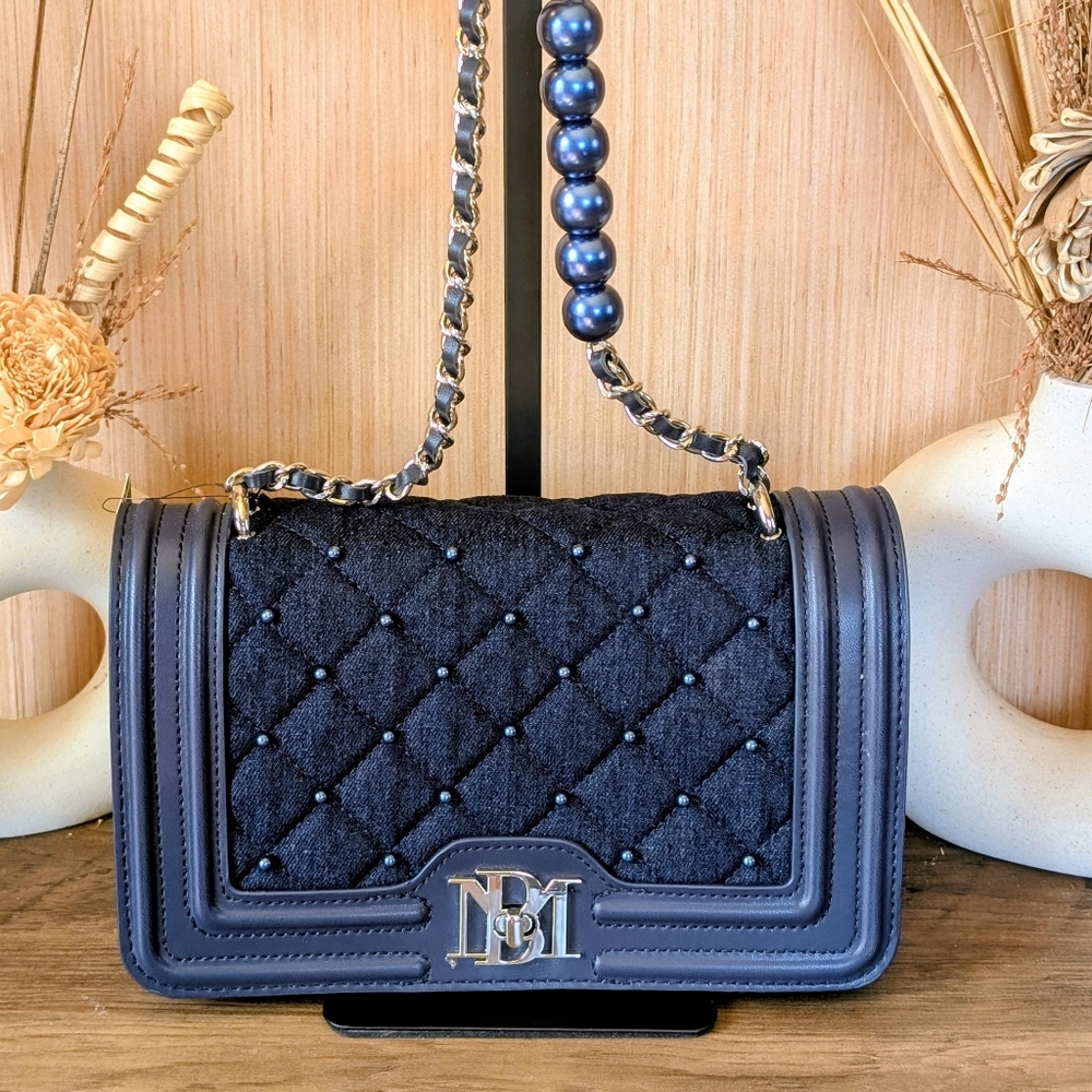 Elegant Blue Denim Quilted Women's Crossbody Bag - Picture 8 of 9
